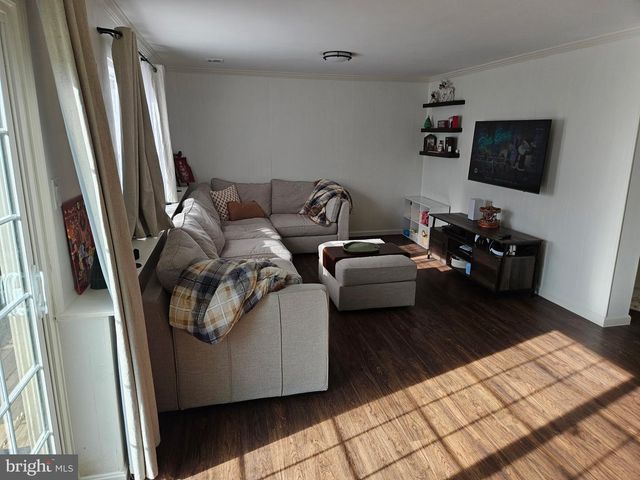 5909 WOOD SORRELS CT, Burke, VA 22015