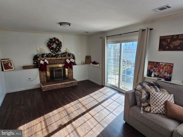 5909 WOOD SORRELS CT, Burke, VA 22015