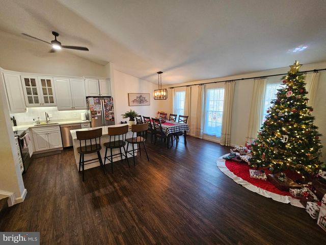 5909 WOOD SORRELS CT, Burke, VA 22015