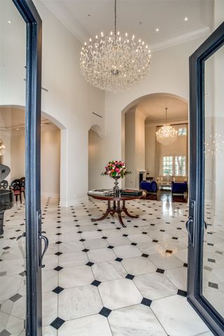 9520 Hathaway Street, Dallas, TX 75220