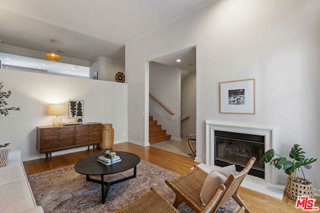 7609 Hannum Avenue, Culver City, CA 90230