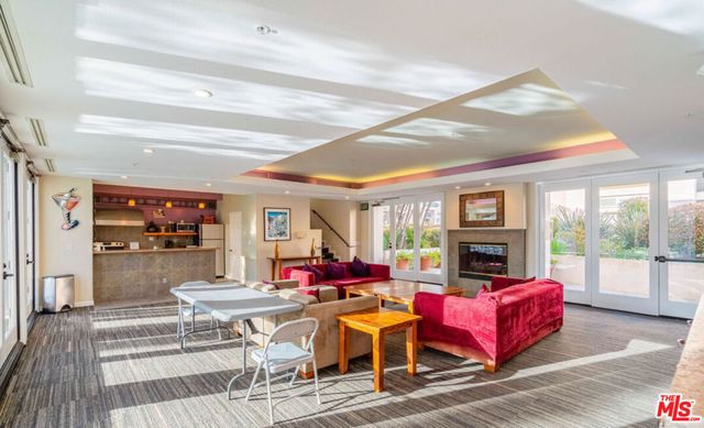 7609 Hannum Avenue, Culver City, CA 90230