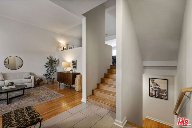 7609 Hannum Avenue, Culver City, CA 90230