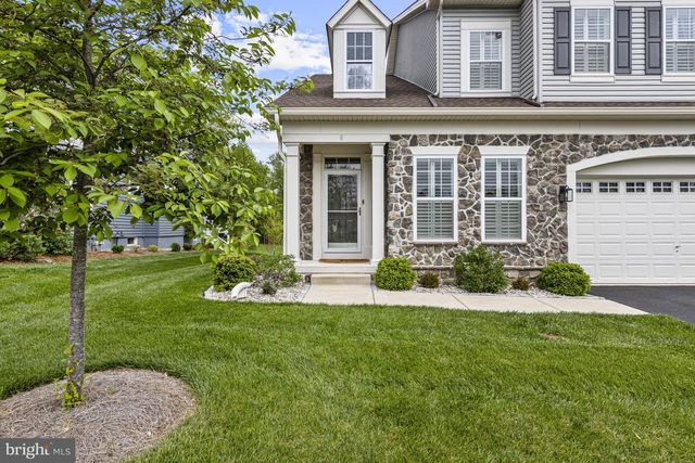 6 WESTHAMPTON DR, Wilmington, DE 19808