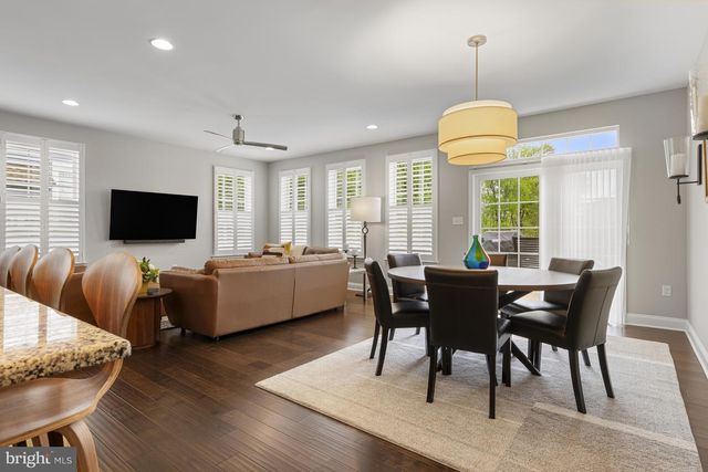 6 WESTHAMPTON DR, Wilmington, DE 19808