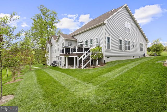 6 WESTHAMPTON DR, Wilmington, DE 19808