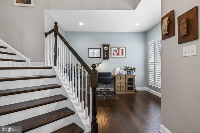 6 WESTHAMPTON DR, Wilmington, DE 19808