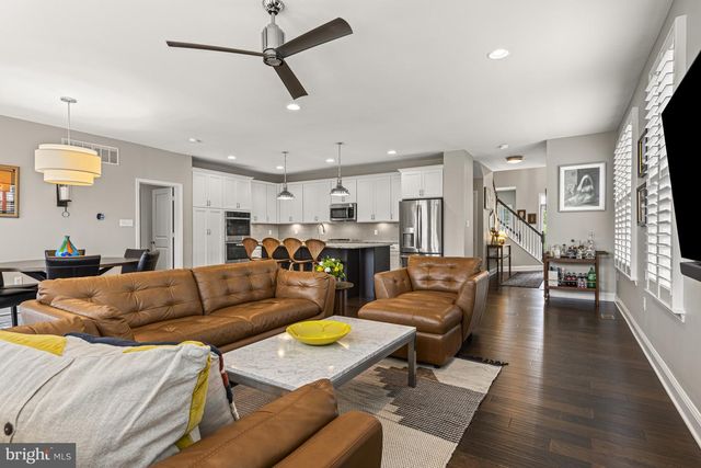 6 WESTHAMPTON DR, Wilmington, DE 19808