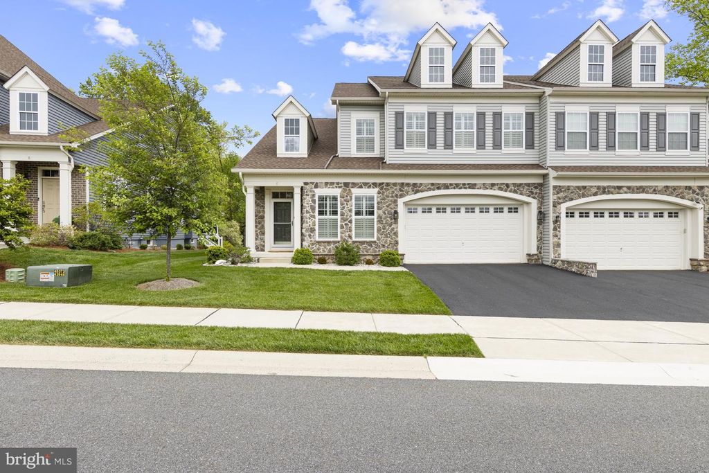 6 WESTHAMPTON DR, Wilmington, DE 19808