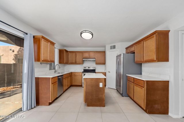 2975 N Cardell Circle, Tucson, AZ 85712
