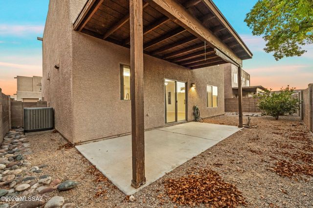 2975 N Cardell Circle, Tucson, AZ 85712