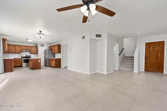 2975 N Cardell Circle, Tucson, AZ 85712
