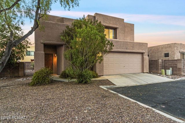 2975 N Cardell Circle, Tucson, AZ 85712