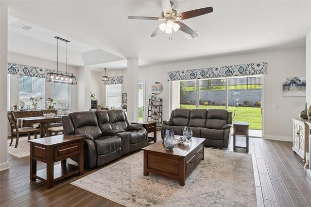 17286 HICKORY WIND DRIVE, Clermont, FL 34711