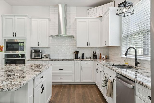 17286 HICKORY WIND DRIVE, Clermont, FL 34711