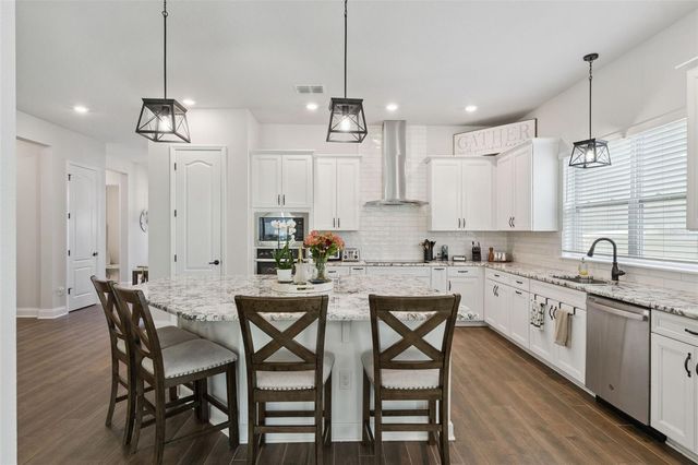 17286 HICKORY WIND DRIVE, Clermont, FL 34711