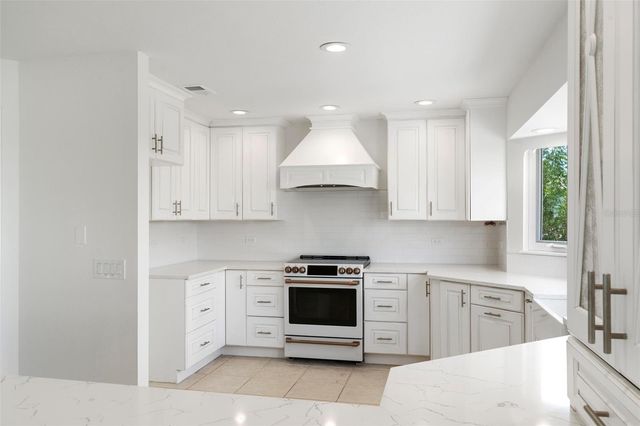 13065 VIA AURELIA, Placida, FL 33946