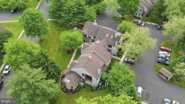 242 SASSAFRAS CT, Warrington, PA 18976