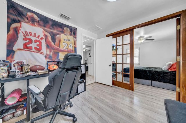 8115 N OLA AVENUE, Tampa, FL 33604