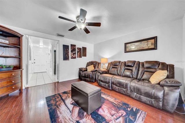 8115 N OLA AVENUE, Tampa, FL 33604