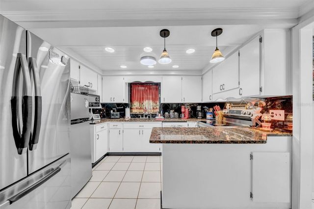 8115 N OLA AVENUE, Tampa, FL 33604