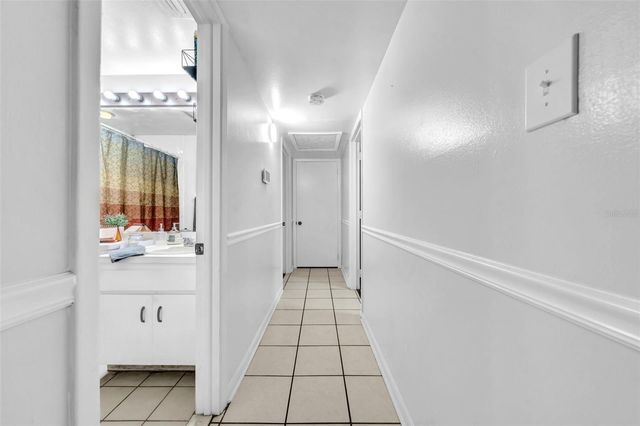 8115 N OLA AVENUE, Tampa, FL 33604