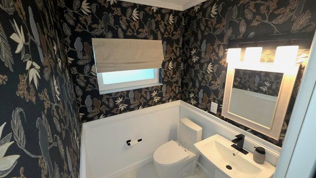 2568 Dudley Drive E G, West Palm Beach, FL 33415