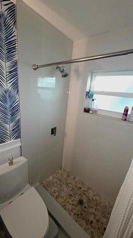 2568 Dudley Drive E G, West Palm Beach, FL 33415