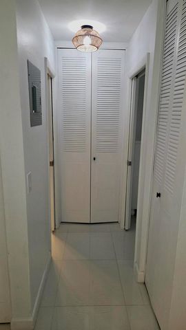 2568 Dudley Drive E G, West Palm Beach, FL 33415