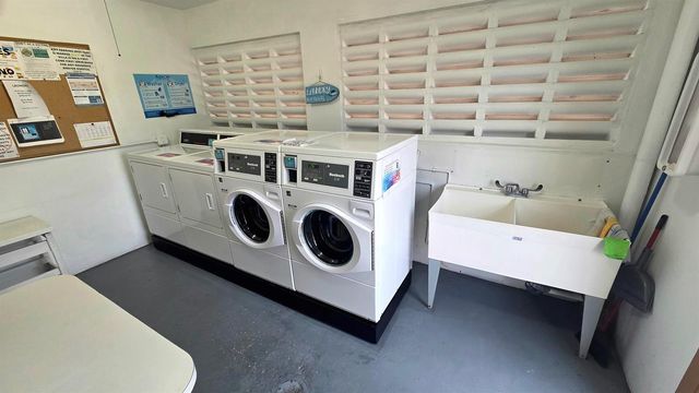 2568 Dudley Drive E G, West Palm Beach, FL 33415