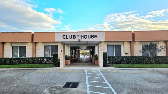 2568 Dudley Drive E G, West Palm Beach, FL 33415