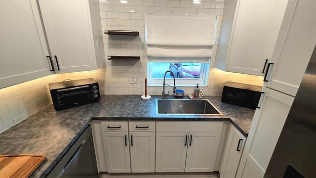 2568 Dudley Drive E G, West Palm Beach, FL 33415