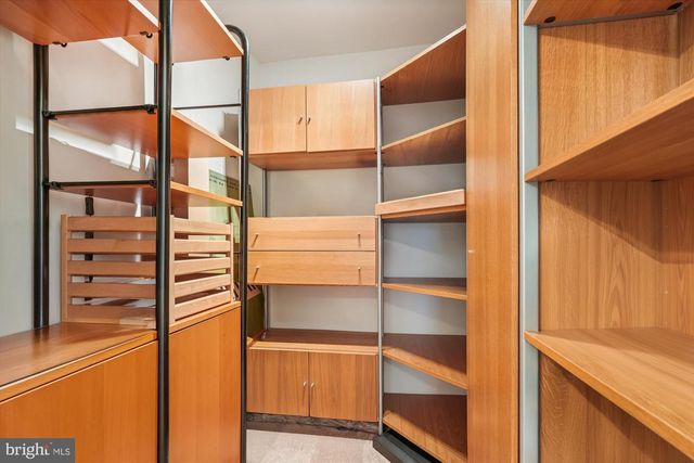 422 CHESTNUT HILL ST, Gaithersburg, MD 20878