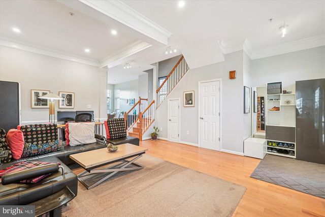 422 CHESTNUT HILL ST, Gaithersburg, MD 20878