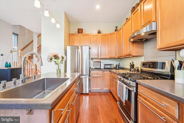 422 CHESTNUT HILL ST, Gaithersburg, MD 20878