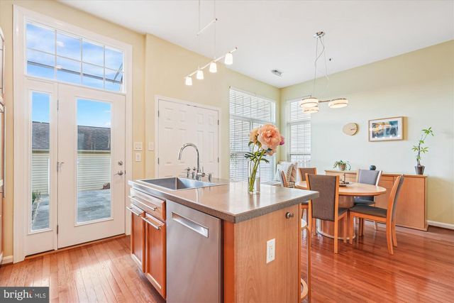 422 CHESTNUT HILL ST, Gaithersburg, MD 20878