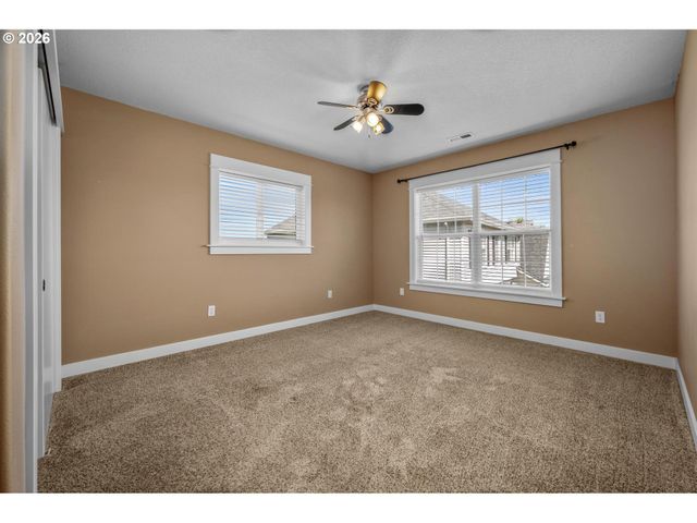 7733 Sw 174TH Pl, Beaverton, OR 97007