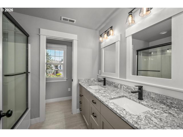 7733 Sw 174TH Pl, Beaverton, OR 97007