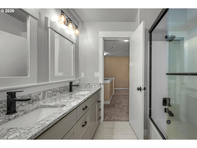 7733 Sw 174TH Pl, Beaverton, OR 97007