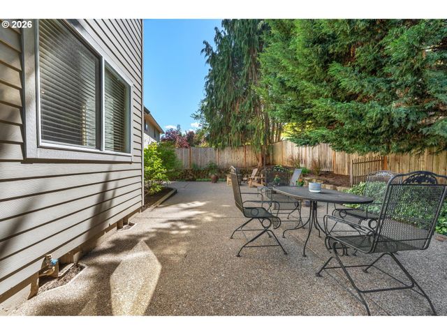 7733 Sw 174TH Pl, Beaverton, OR 97007