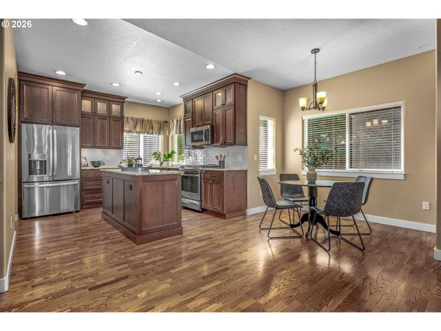 7733 Sw 174TH Pl, Beaverton, OR 97007