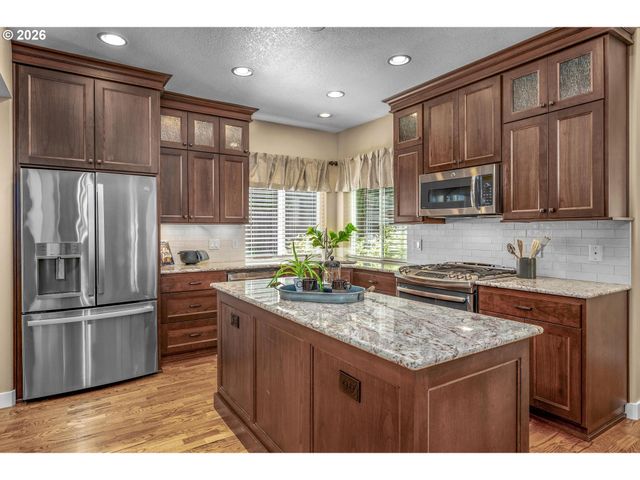 7733 Sw 174TH Pl, Beaverton, OR 97007