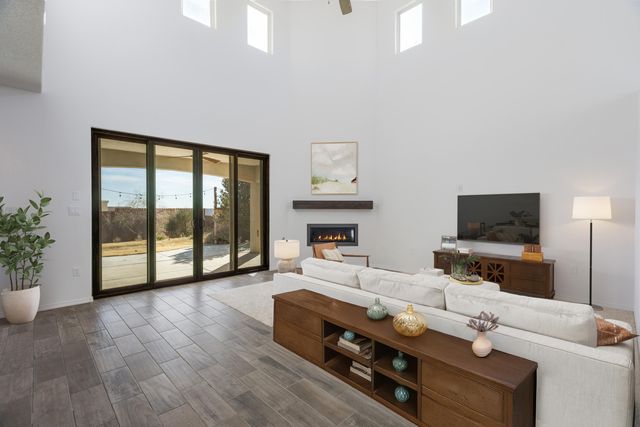 6440 Picardia Place NW, Albuquerque, NM 87120