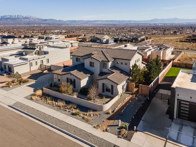 6440 Picardia Place NW, Albuquerque, NM 87120