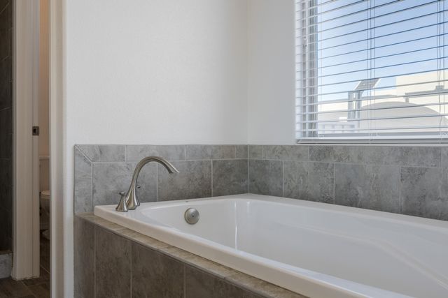 6440 Picardia Place NW, Albuquerque, NM 87120