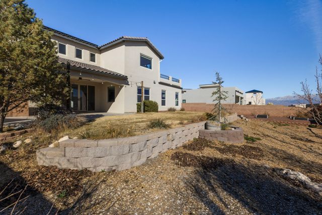 6440 Picardia Place NW, Albuquerque, NM 87120