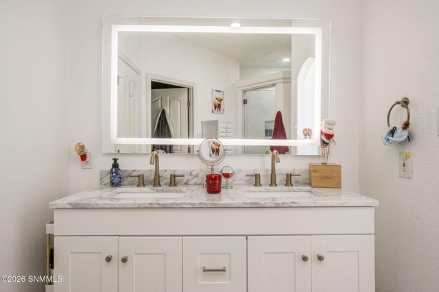 3290 Doc Bar Court, Las Cruces, NM 88007