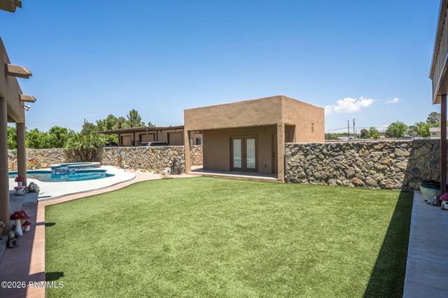 3290 Doc Bar Court, Las Cruces, NM 88007