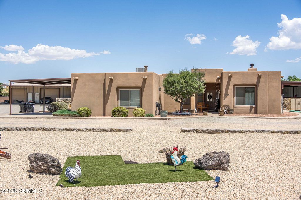 3290 Doc Bar Court, Las Cruces, NM 88007