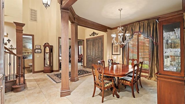 3708 Hunters Creek Road, Edmond, OK 73003